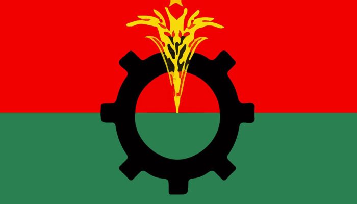 “চট্টগ্রাম মহানগর বিএনপির নতুন আহ্বায়ক কমিটির ঘোষণা অনুষ্ঠানে ডা. শাহাদাত হোসেন”