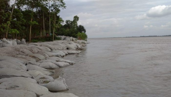তিস্তায় পানি বাড়ছে, কুড়িগ্রামের নিম্নাঞ্চল প্লাবিত হওয়ার শঙ্কা