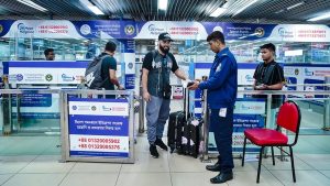 নির্বাচন সামনে রেখে অন-অ্যারাইভাল ভিসায় কঠোর হচ্ছে সরকার